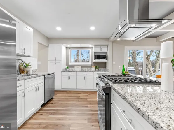 3813 Washington Ave, Baltimore, MD 21244