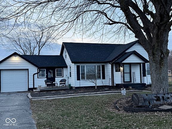 2nd image of 5825 Blue Bluff Rd