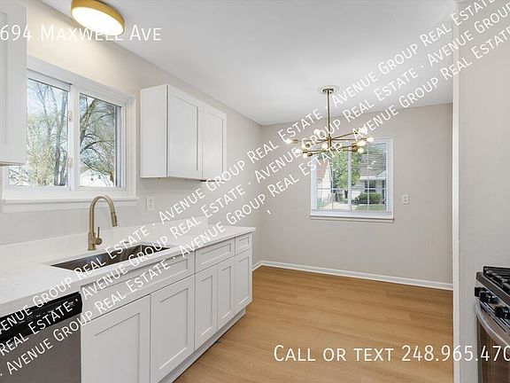4th image of 8694 Maxwell Ave
