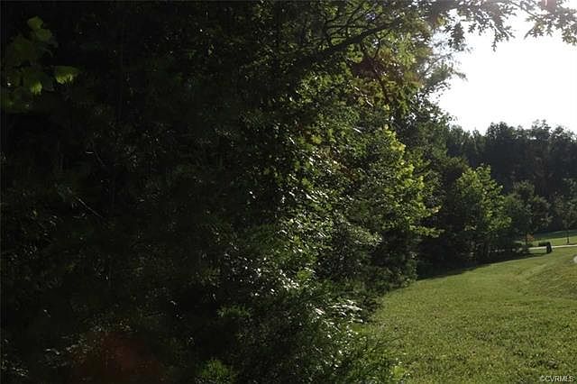 2nd image of 1711 Bridgewater Blf