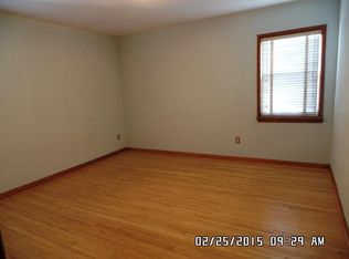 18 Maple Ave, Wallington, NJ 07057