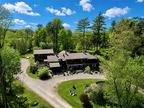 4023 Rippleton Rd, Cazenovia, NY 13035