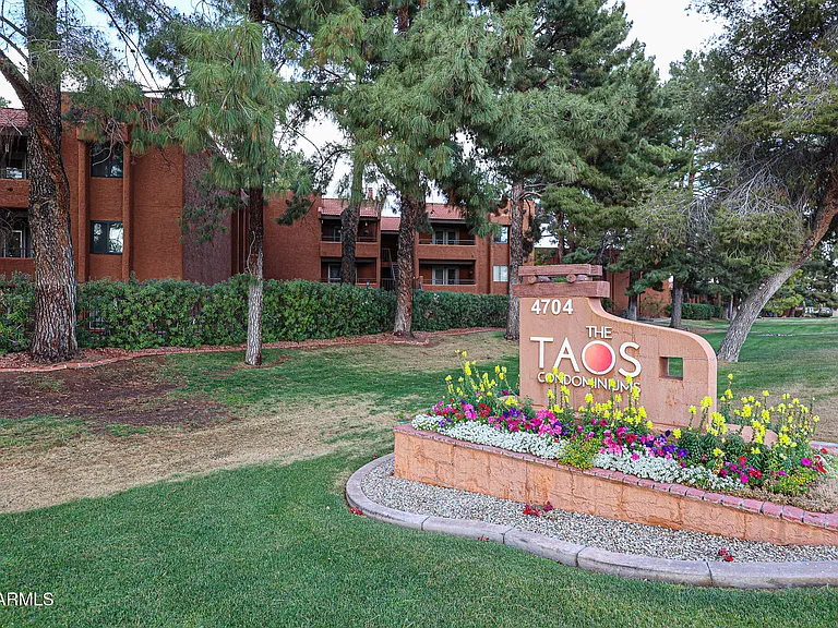 4704 E Paradise Village Pkwy #144 — Photo 33