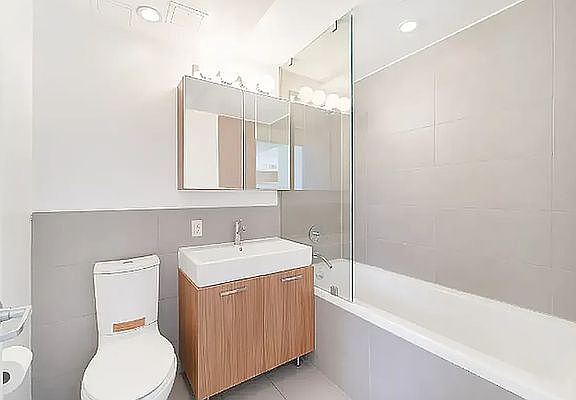 5th image of 50 N 1st St #5N