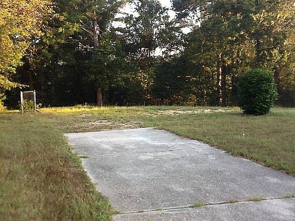 1st image of 523 Laverne Ave