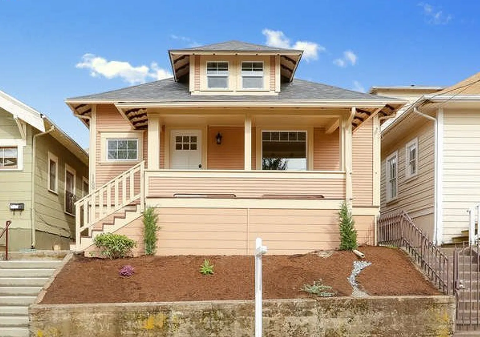 Spacious, Charming Home Near the Alberta Arts District! — Photo 1