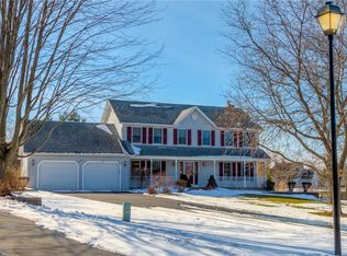 14 Sunset Hl, Rochester, NY 14624