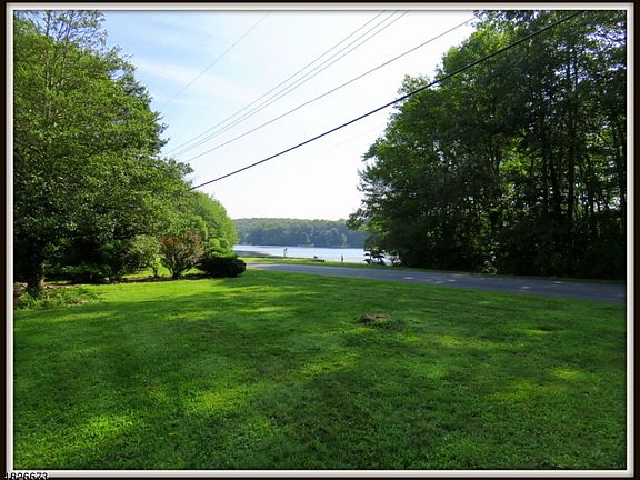 2nd image of 4 W Shore Dr