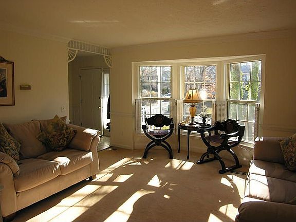 2nd image of 3004 Lusitania Dr
