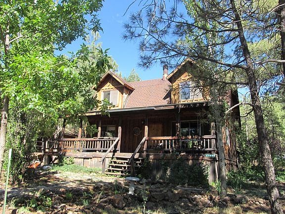 2 story Gambrel Roof and large 8 X 32 covered front porch