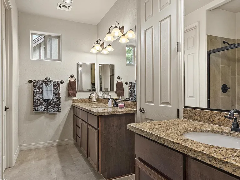 2525 W Pollo Cir — Photo 4