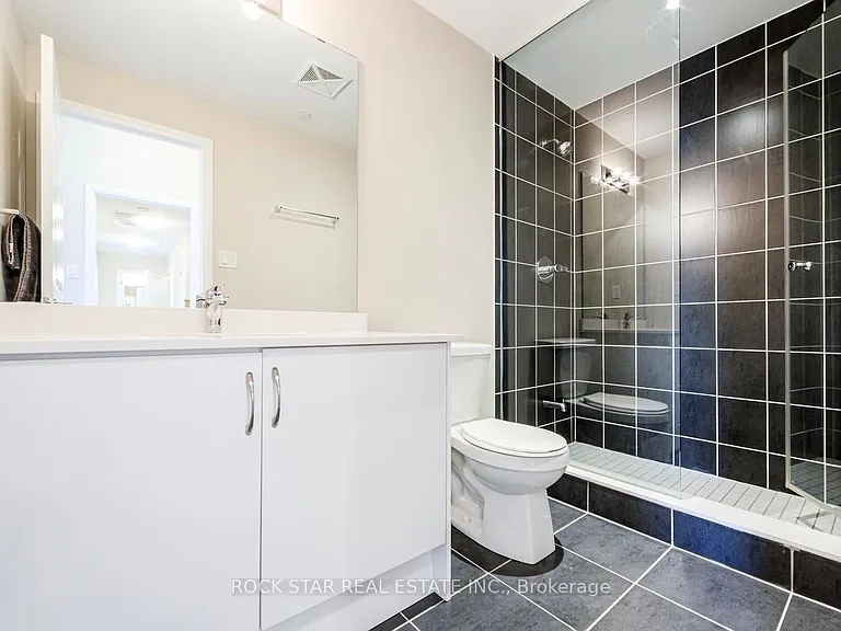 670 Atwater Ave #16 — Photo 28