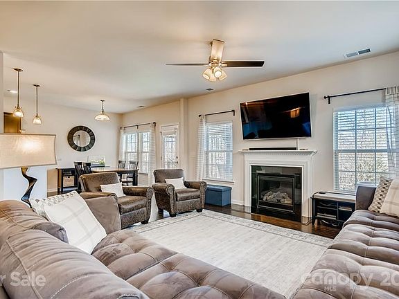 5th image of 1727 Trentwood Dr