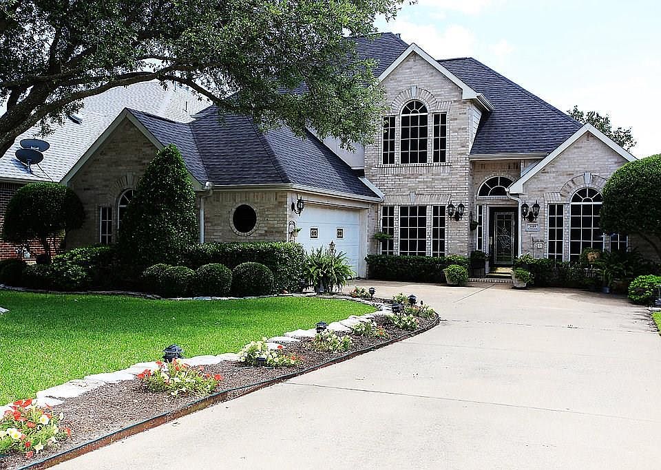 1st image of 3409 Willowcreek Dr