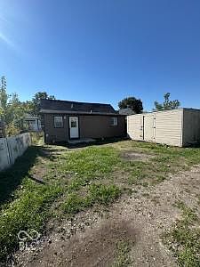 3rd image of 2206 Barrett Ave