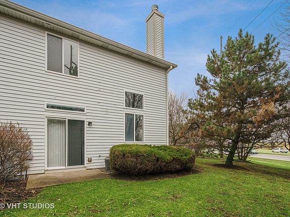 3rd image of 1279 Arapaho Ct
