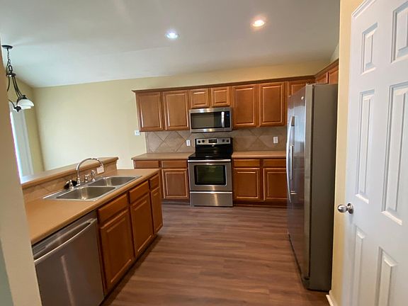 5th image of 213 Ponderosa Dr