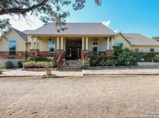 2665 Summit Dr, New Braunfels, TX 78132