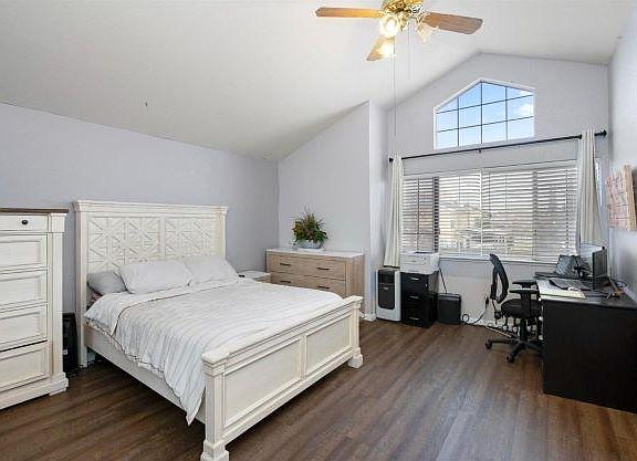 3rd image of 8622 Cottonwood Ln