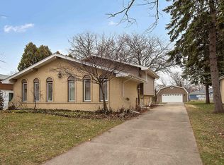 8215 Leclaire Ave, Burbank, IL 60459