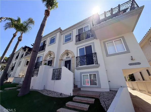 710 1st Pl, Hermosa Beach, CA 90254