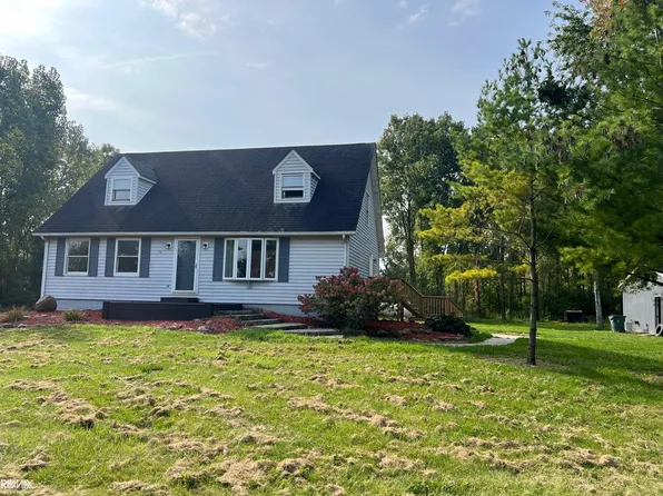9933 Meskill Rd, Columbus, MI 48063