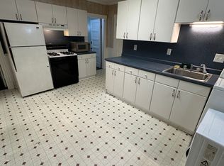 181 North St APT D, Bristol, CT 06010