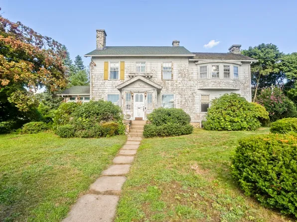 1750 Northampton St, Holyoke, MA 01040