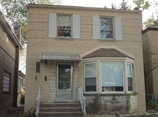 2733 W Jerome St, Chicago, IL 60645