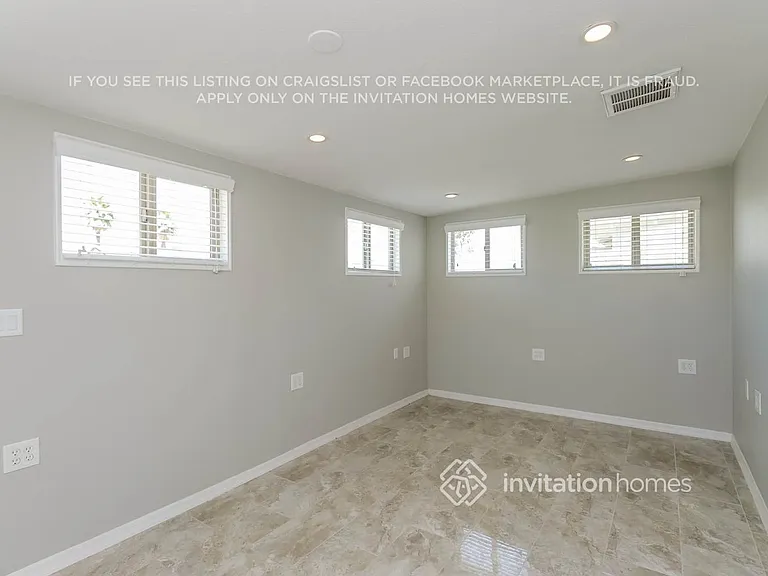 8516 E Cambridge Ave — Photo 17