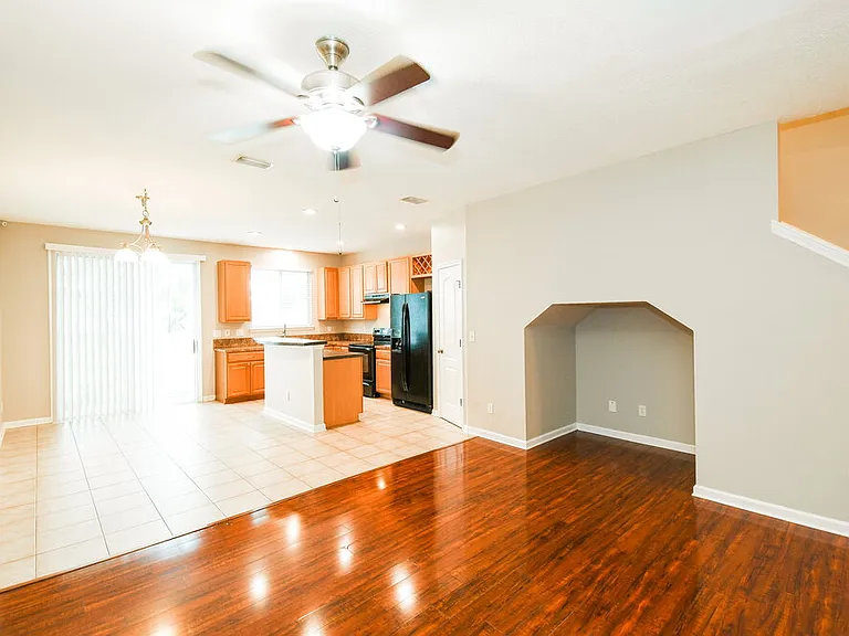 2326 Sunset Bluff Dr — Photo 5