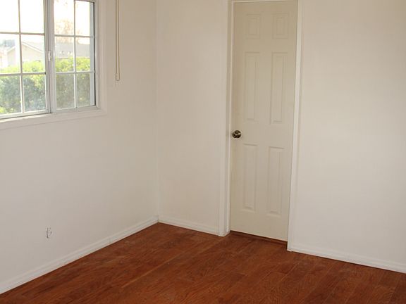 5th image of 1163 Sandsprings Dr