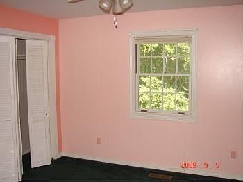 5th image of 13 Sandridge Dr