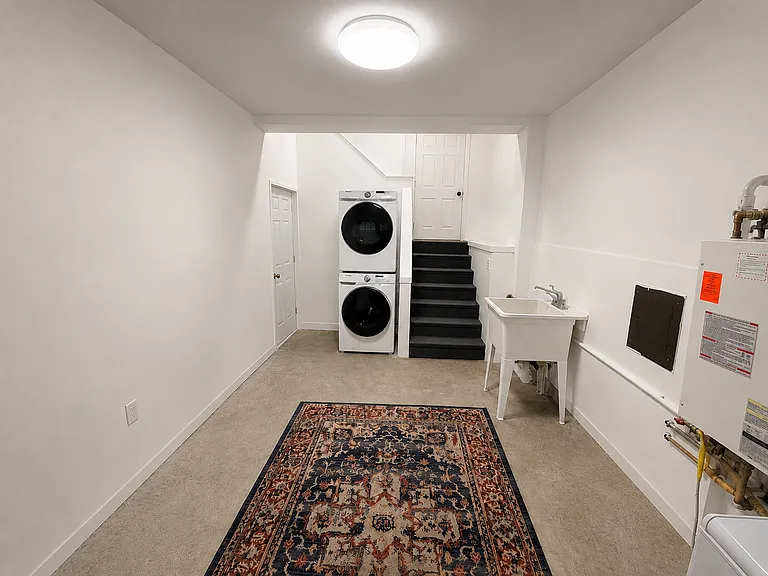 8430 SW 37th Ave — Photo 24