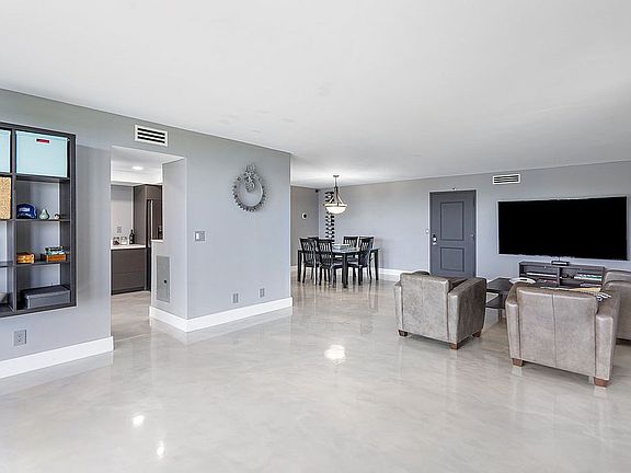 3rd image of 3200 S Ocean Blvd APT C303