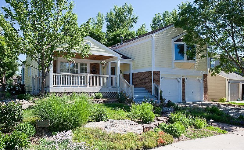 1st image of 211 Lois Cir