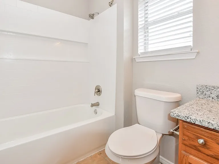 309 Cobblestone Dr — Photo 18
