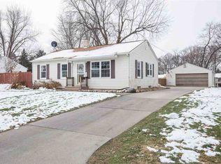 2340 41st St, Rock Island, IL 61201
