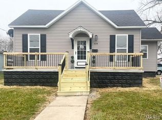 614 Cleveland St, Jerseyville, IL 62052
