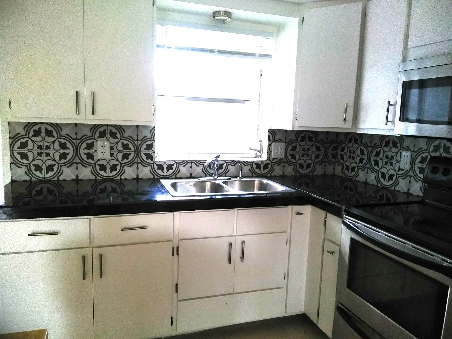 4 bed, 1424 sqft, $1,650 — Photo 4