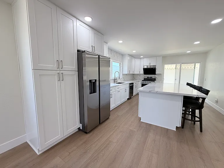 12650 Cypress Ave — Photo 6