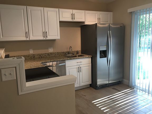 2nd image of 136 Audrey Cir