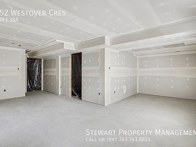 152 Westover Cres — Photo 24