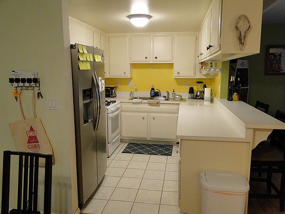 4th image of 3050 S Bristol St Unit 4A