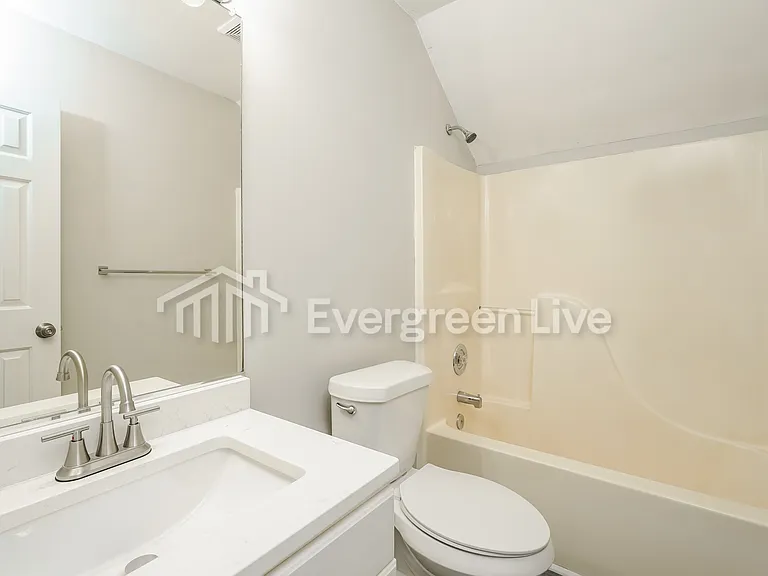 6513 Cardinal Forest Ct — Photo 11