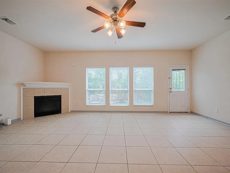 5003 Forest Moss Ct — Photo 10