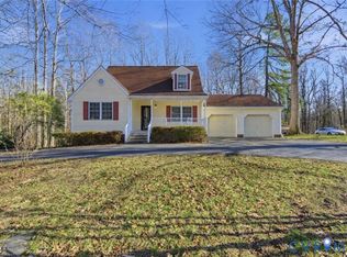 10121 Old Quarter Ln, New Kent, VA 23124