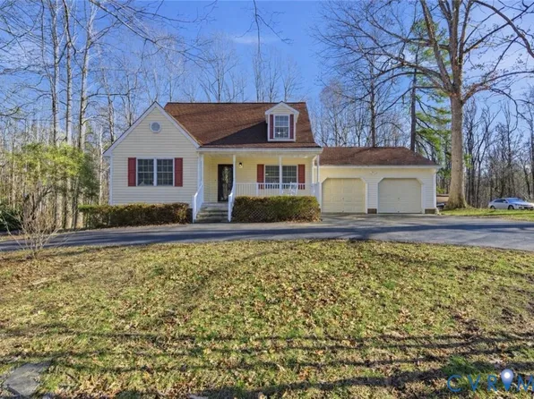 10121 Old Quarter Ln, New Kent, VA 23124