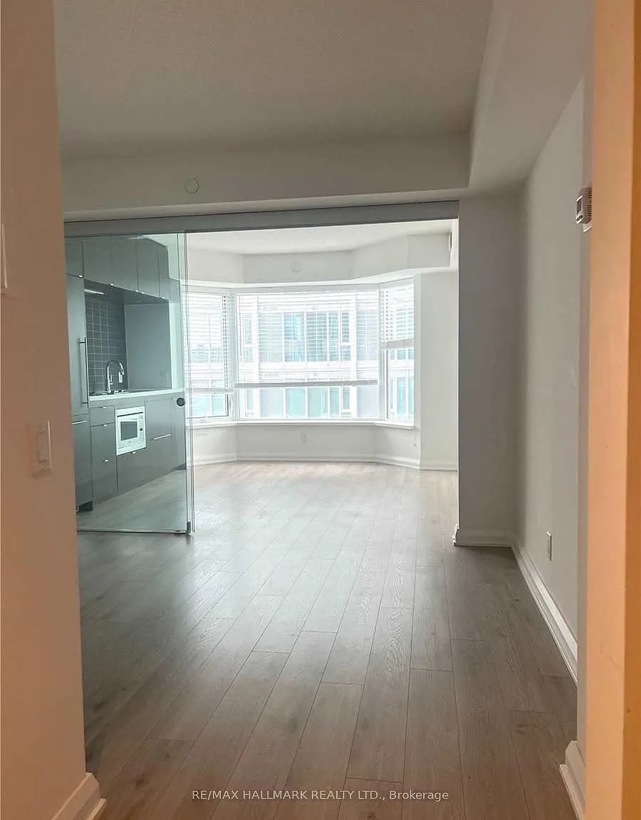 1 bed, $2,350 — Photo 4