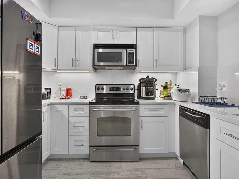 403 S Sapodilla Ave #502 — Photo 12